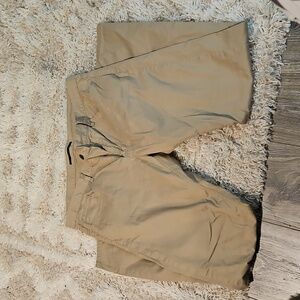 Perry Ellis khaki dress pants. 34x34